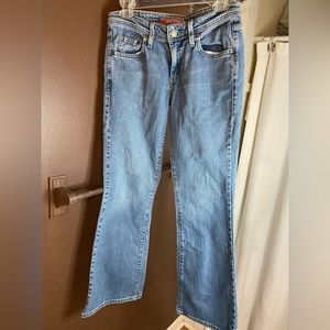 Levi’s 518 Short Super Low Rise Flare Jeans